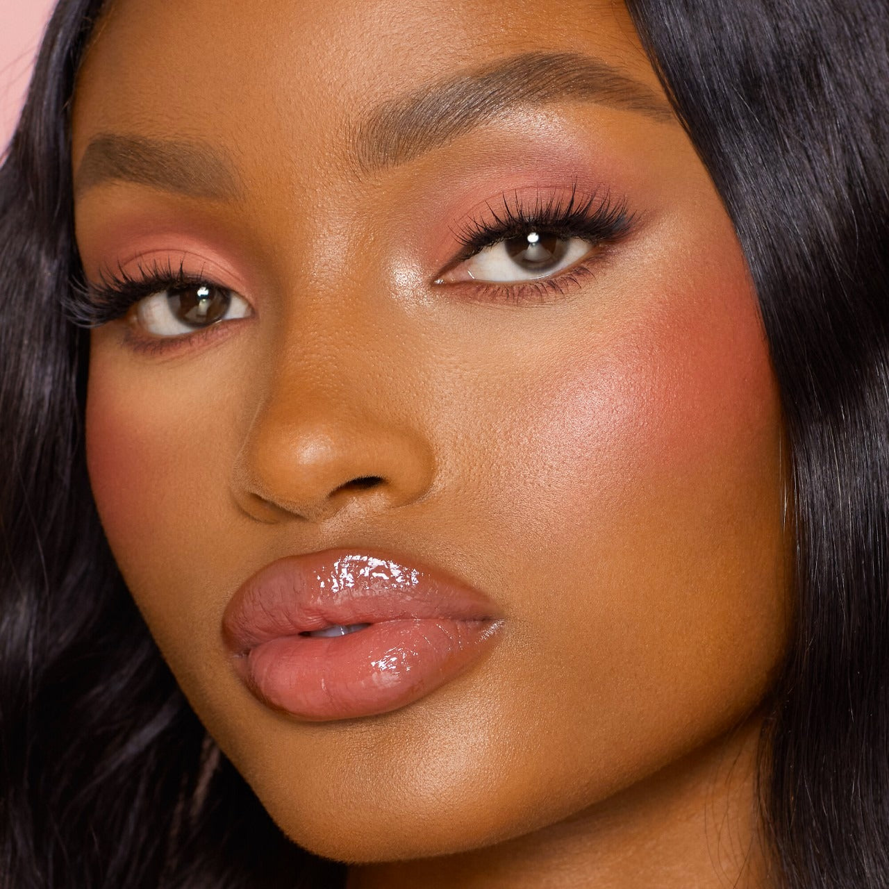 Matte Beauty Blush Wand - Charlotte Tilbury